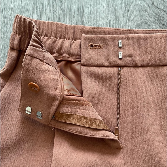 Brown khaki pants - Picture 2 of 4